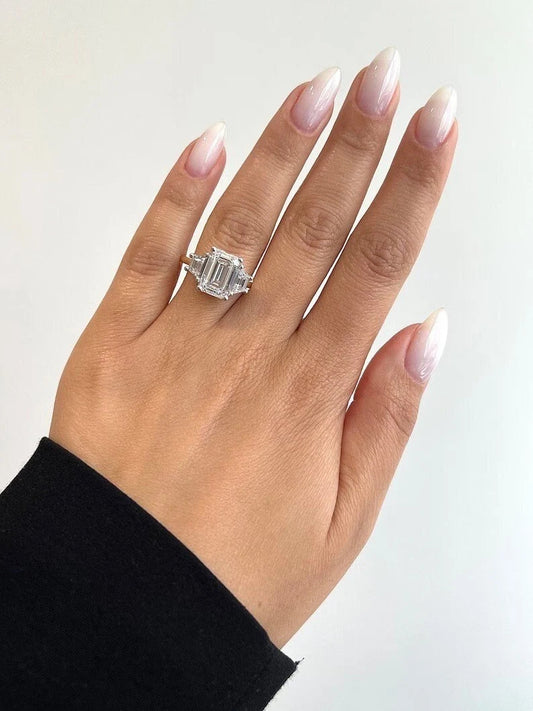 Solitaire Emerald Shape 2.20 ct Lab Grown Diamond Ring