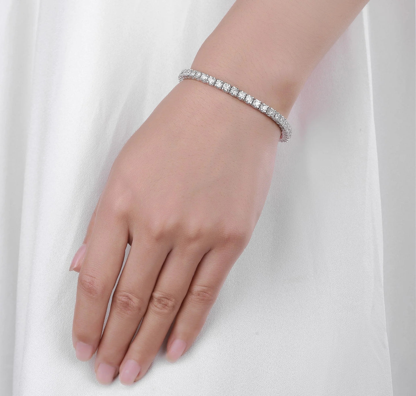 Essentia 7.63ct Tennis Bracelet Lab Grown Diamond Bracelet