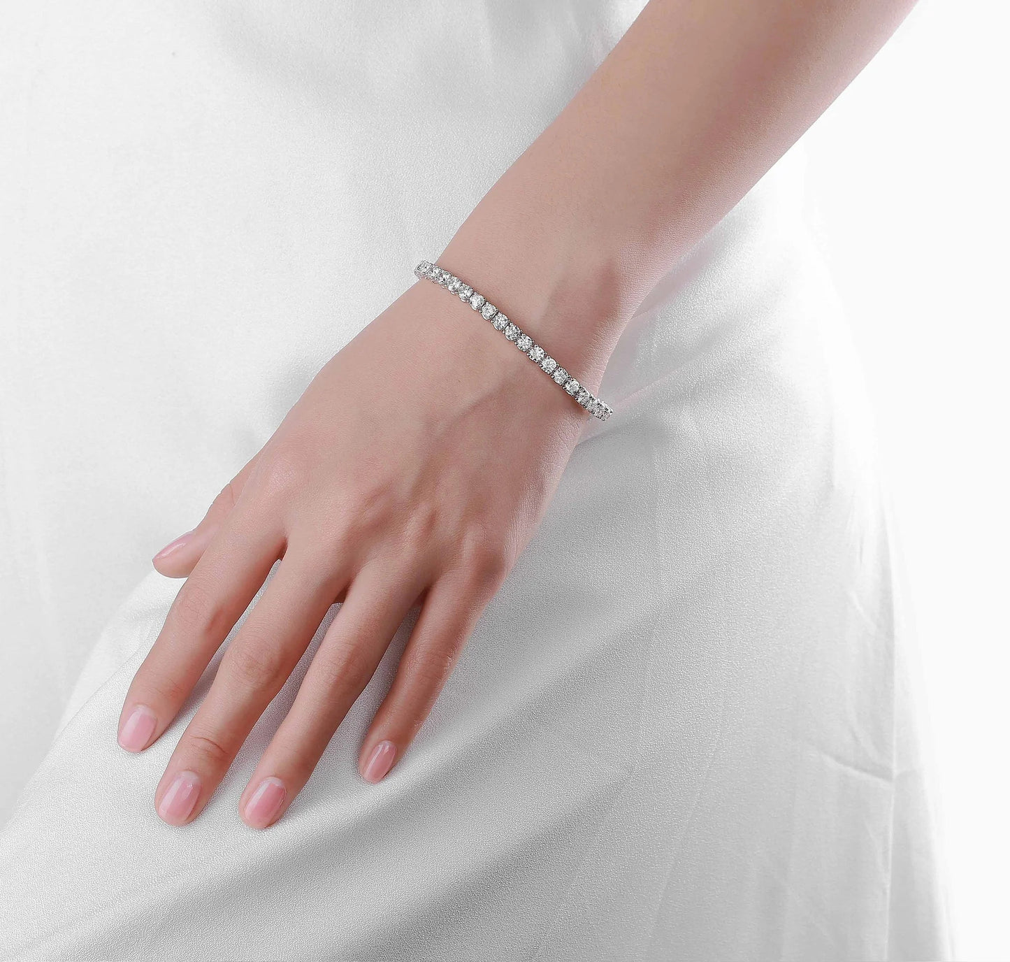 Essentia 9.14 ct Tennis Bracelet Lab Grown Diamond Bracelet