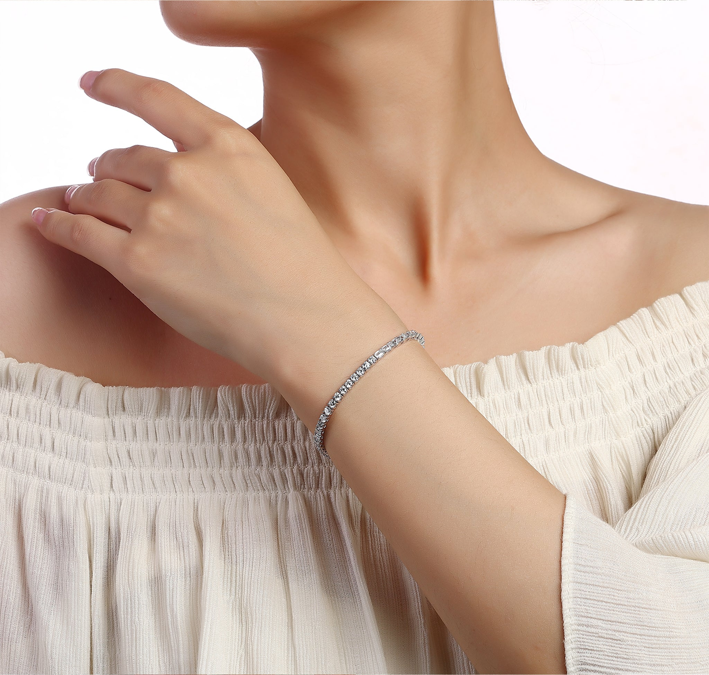 Luminous 5.90 ct Lab Grown Diamond Bracelet