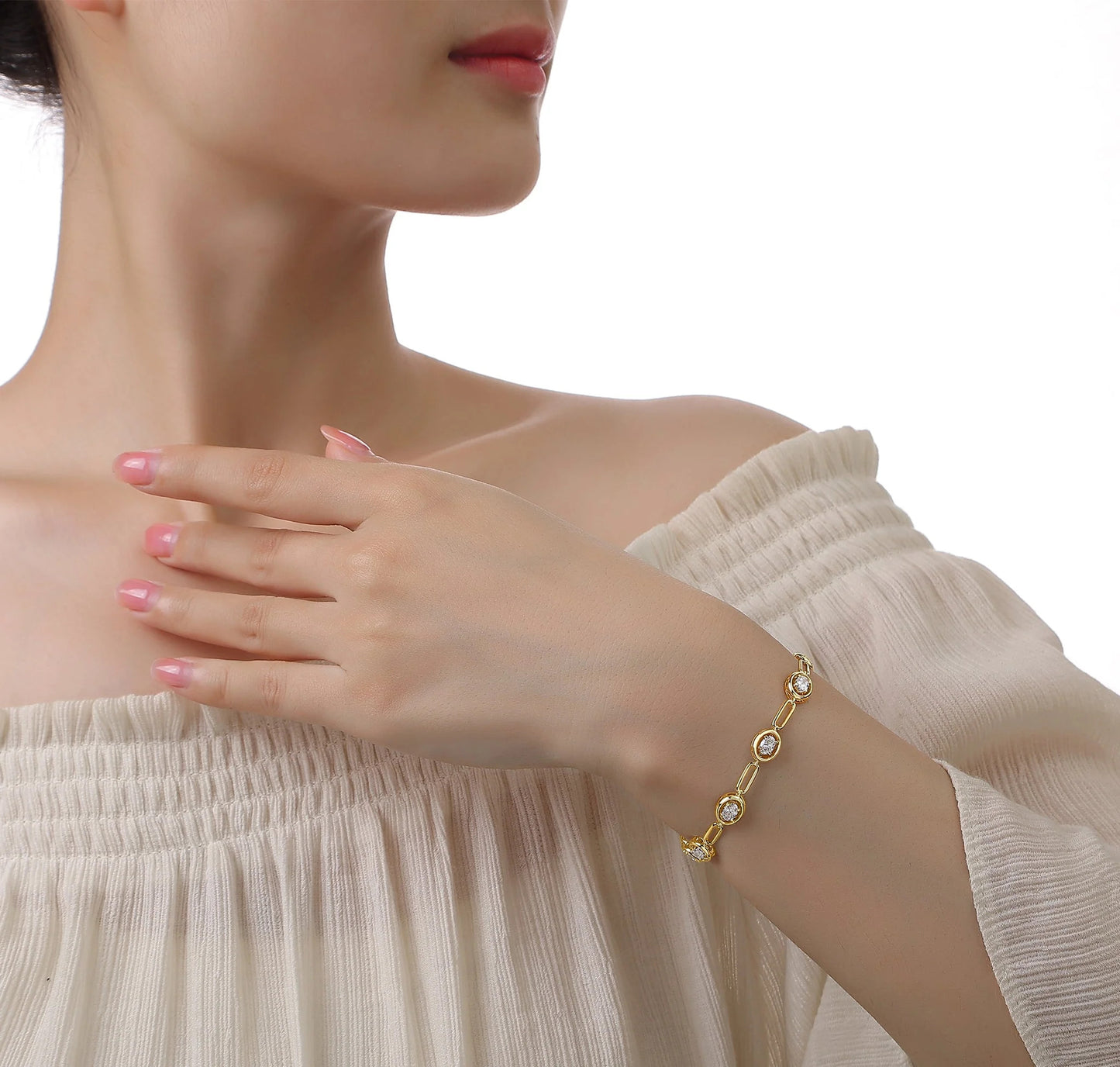 Luminous 2.46 ct Oval Shape Lab Grown Diamond Bracelet