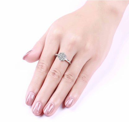Essentia 0.80 ct Lab Grown Diamond Ring