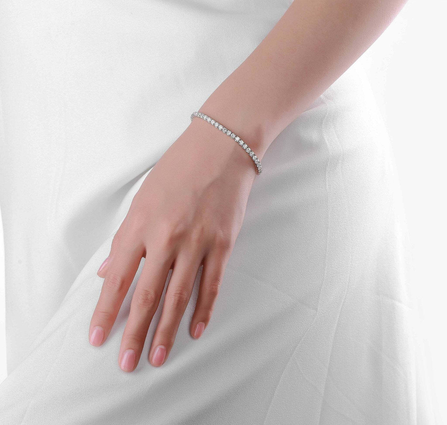 Essentia 5.89 ct Tennis Bracelet Lab Grown Diamond Bracelet