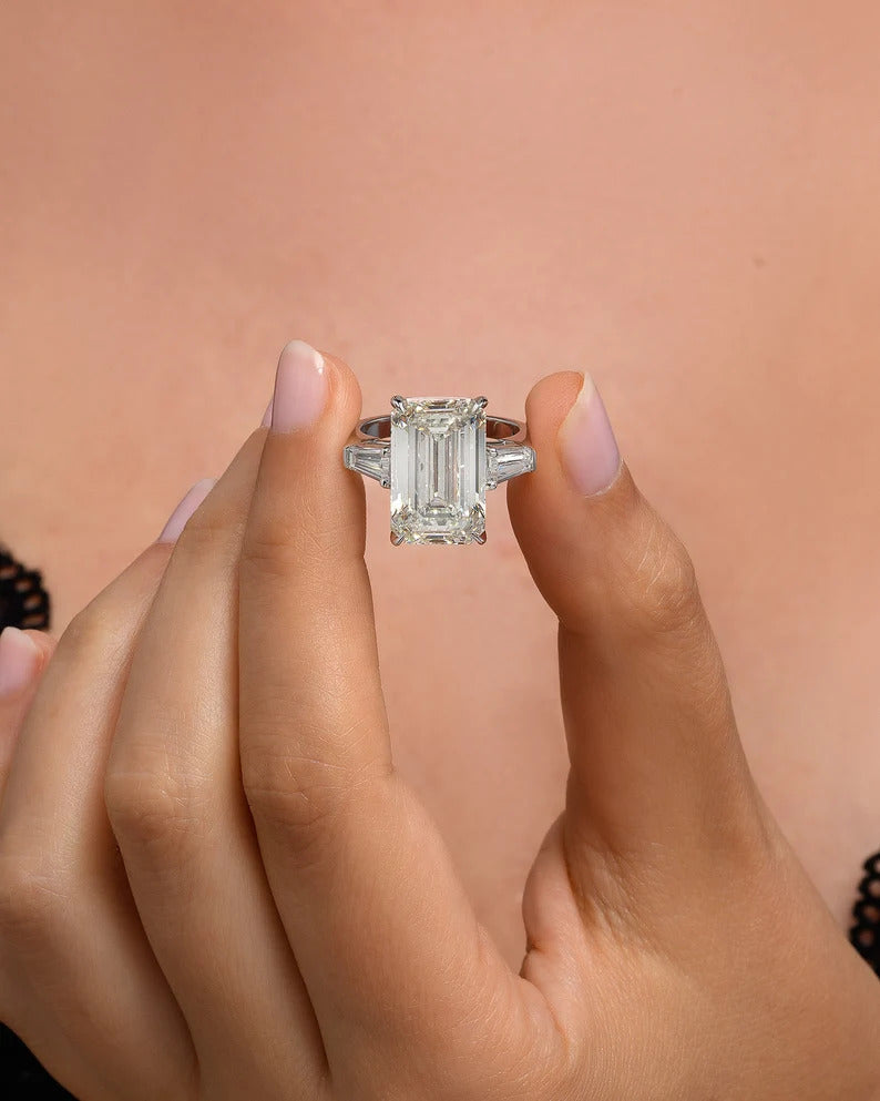 Solitaire Emerald 3.20 ct Lab Grown Diamond Ring