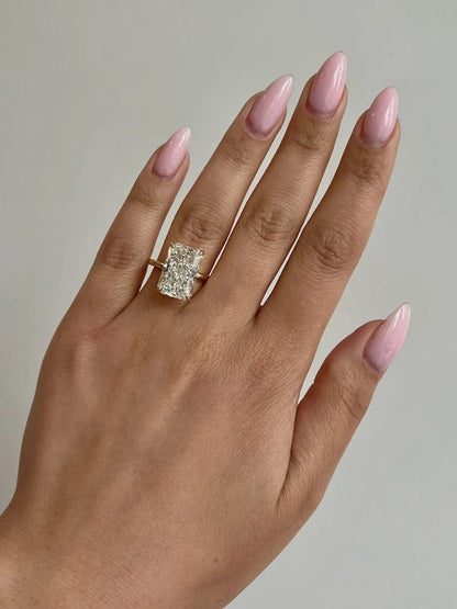 Solitaire Emerald Shape 2.00 ct Lab Grown Diamond Ring